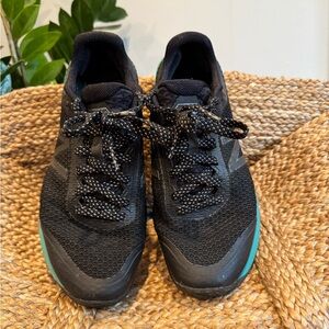 New Balance Minimus Vibram Black and Teal Athletic Sneakers